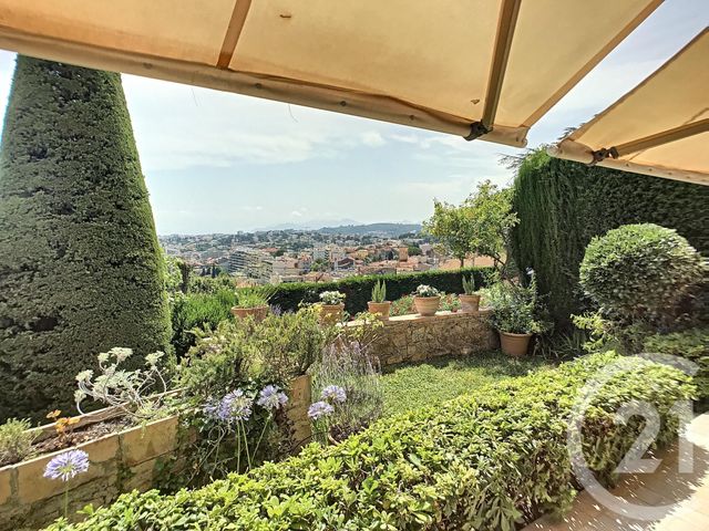 Afficher la photo en grand Appartement F3 à vendre - 3 pièces - 71.69 m2 - LE CANNET - 06 - PROVENCE-ALPES-COTE-D-AZUR - Century 21 Mistral L'Agence