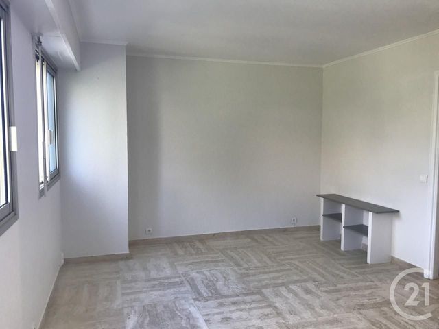 Appartement F1 à vendre - 1 pièce - 32.27 m2 - LE CANNET - 06 - PROVENCE-ALPES-COTE-D-AZUR - Century 21 Mistral L'Agence Appartement F1 à vendre - 1 pièce - 32.27 m2 - LE CANNET - 06 - PROVENCE-ALPES-COTE-D-AZUR - Century 21 Mistral L'Agence