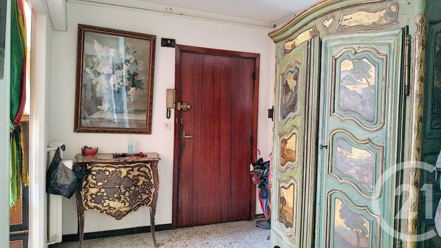 Appartement F2 à vendre - 2 pièces - 65.0 m2 - LE CANNET - 06 - PROVENCE-ALPES-COTE-D-AZUR - Century 21 Mistral L'Agence Appartement F2 à vendre - 2 pièces - 65.0 m2 - LE CANNET - 06 - PROVENCE-ALPES-COTE-D-AZUR - Century 21 Mistral L'Agence