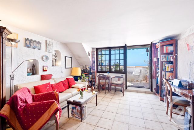 Afficher la photo en grand Appartement F3 à vendre - 3 pièces - 70.0 m2 - LE CANNET - 06 - PROVENCE-ALPES-COTE-D-AZUR - Century 21 Mistral L'Agence