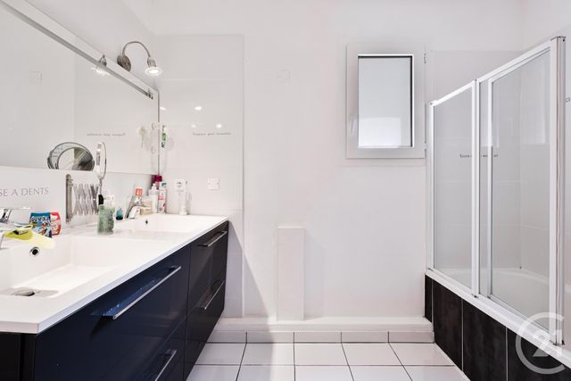 Appartement F4 à vendre - 4 pièces - 78.0 m2 - MOUGINS - 06 - PROVENCE-ALPES-COTE-D-AZUR - Century 21 Mistral L'Agence Appartement F4 à vendre - 4 pièces - 78.0 m2 - MOUGINS - 06 - PROVENCE-ALPES-COTE-D-AZUR - Century 21 Mistral L'Agence