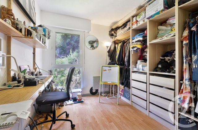 Appartement F4 à vendre - 4 pièces - 78.0 m2 - MOUGINS - 06 - PROVENCE-ALPES-COTE-D-AZUR - Century 21 Mistral L'Agence Appartement F4 à vendre - 4 pièces - 78.0 m2 - MOUGINS - 06 - PROVENCE-ALPES-COTE-D-AZUR - Century 21 Mistral L'Agence