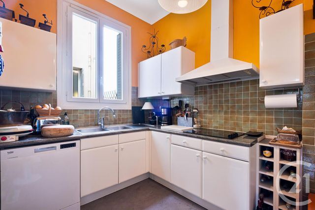 Appartement F3 à vendre - 4 pièces - 106.0 m2 - CANNES - 06 - PROVENCE-ALPES-COTE-D-AZUR - Century 21 Mistral L'Agence Appartement F3 à vendre - 4 pièces - 106.0 m2 - CANNES - 06 - PROVENCE-ALPES-COTE-D-AZUR - Century 21 Mistral L'Agence