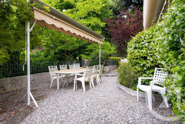 Afficher la photo en grand Appartement F4 à vendre - 4 pièces - 110.0 m2 - LE CANNET - 06 - PROVENCE-ALPES-COTE-D-AZUR - Century 21 Mistral L'Agence
