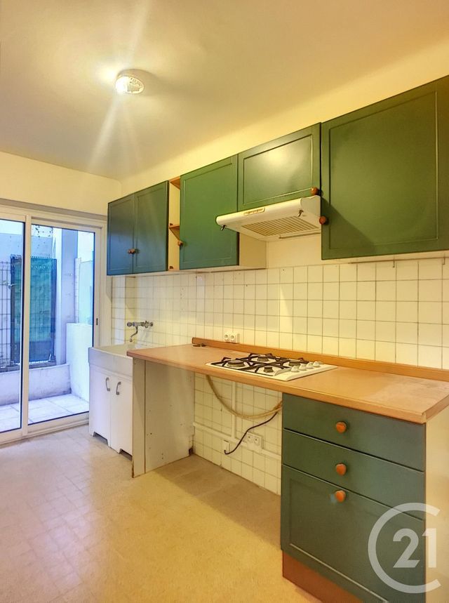 Afficher la photo en grand Studio à louer - 1 pièce - 28.0 m2 - LE CANNET - 06 - PROVENCE-ALPES-COTE-D-AZUR - Century 21 Mistral L'Agence