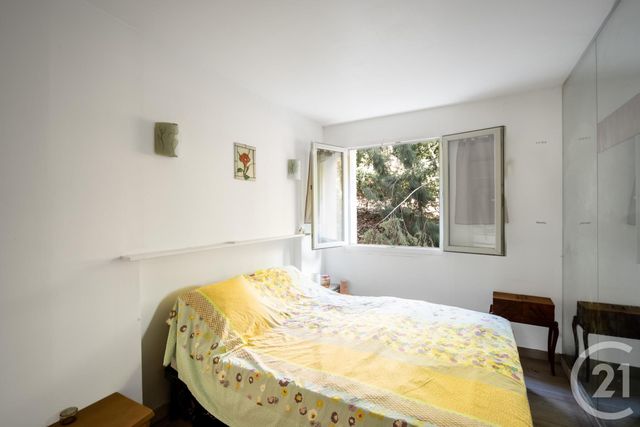 Afficher la photo en grand Appartement F3 à vendre - 3 pièces - 58.0 m2 - LE CANNET - 06 - PROVENCE-ALPES-COTE-D-AZUR - Century 21 Mistral L'Agence