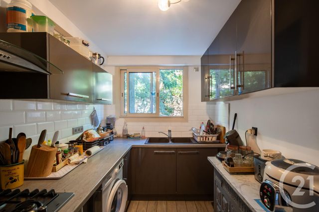 Afficher la photo en grand Appartement F3 à vendre - 3 pièces - 58.0 m2 - LE CANNET - 06 - PROVENCE-ALPES-COTE-D-AZUR - Century 21 Mistral L'Agence