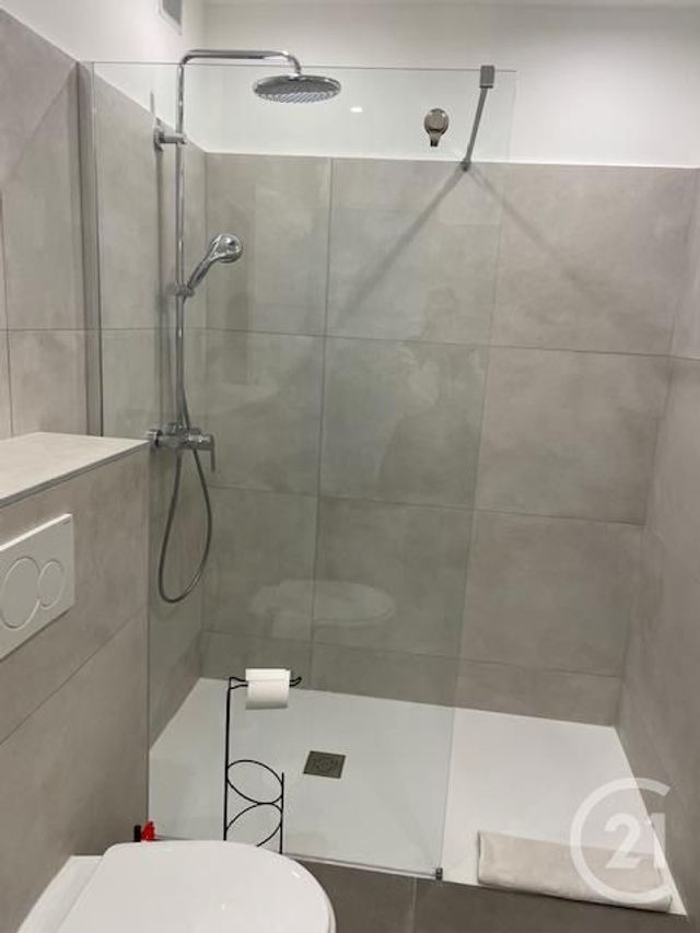 Appartement F2 à louer - 2 pièces - 55.32 m2 - CANNES - 06 - PROVENCE-ALPES-COTE-D-AZUR - Century 21 Mistral L'Agence