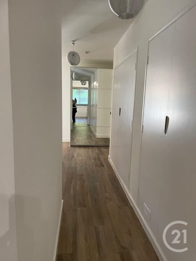 Appartement F2 à louer - 2 pièces - 55.32 m2 - CANNES - 06 - PROVENCE-ALPES-COTE-D-AZUR - Century 21 Mistral L'Agence