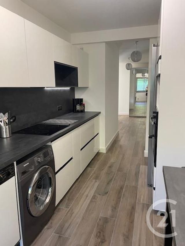 Appartement F2 à louer - 2 pièces - 55.32 m2 - CANNES - 06 - PROVENCE-ALPES-COTE-D-AZUR - Century 21 Mistral L'Agence