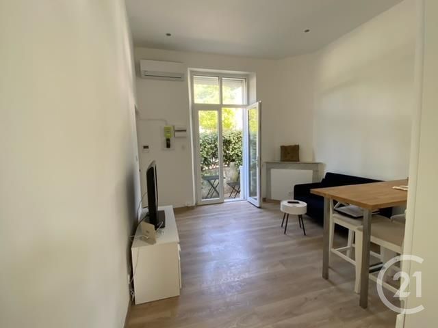 Appartement à louer - 2 pièces - 28.0 m2 - LE CANNET - 06 - PROVENCE-ALPES-COTE-D-AZUR - Century 21 Mistral L'Agence