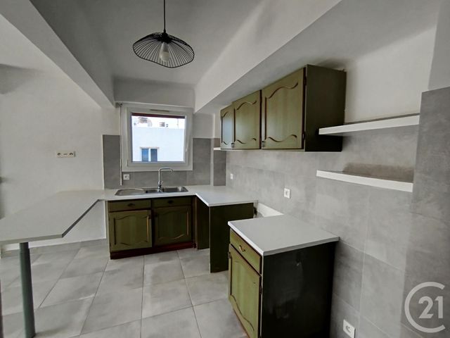 Appartement F3 à vendre - 3 pièces - 58.0 m2 - LE CANNET - 06 - PROVENCE-ALPES-COTE-D-AZUR - Century 21 Mistral L'Agence