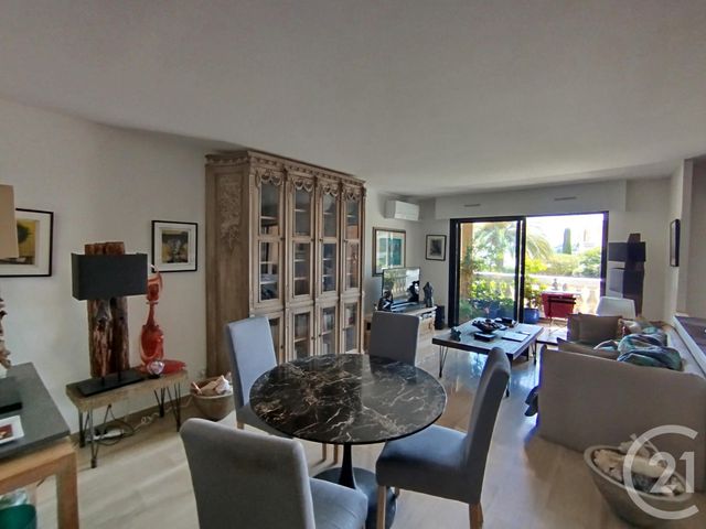 Appartement F4 à vendre - 4 pièces - 90.0 m2 - LE CANNET - 06 - PROVENCE-ALPES-COTE-D-AZUR - Century 21 Mistral L'Agence