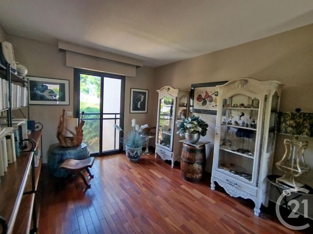 Appartement F4 à vendre - 4 pièces - 90.0 m2 - LE CANNET - 06 - PROVENCE-ALPES-COTE-D-AZUR - Century 21 Mistral L'Agence