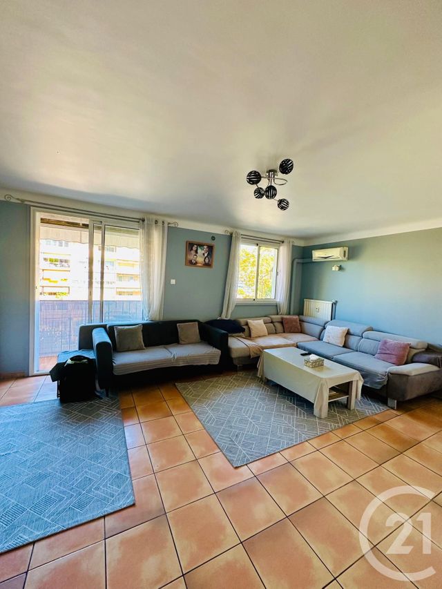 Appartement F3 à vendre - 3 pièces - 64.51 m2 - LE CANNET - 06 - PROVENCE-ALPES-COTE-D-AZUR - Century 21 Mistral L'Agence