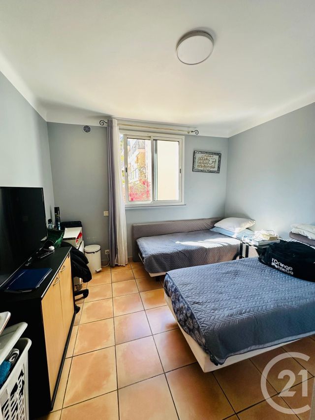 Appartement F3 à vendre - 3 pièces - 64.51 m2 - LE CANNET - 06 - PROVENCE-ALPES-COTE-D-AZUR - Century 21 Mistral L'Agence