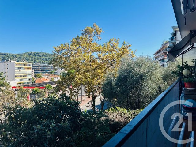 Appartement F3 à vendre - 3 pièces - 64.51 m2 - LE CANNET - 06 - PROVENCE-ALPES-COTE-D-AZUR - Century 21 Mistral L'Agence