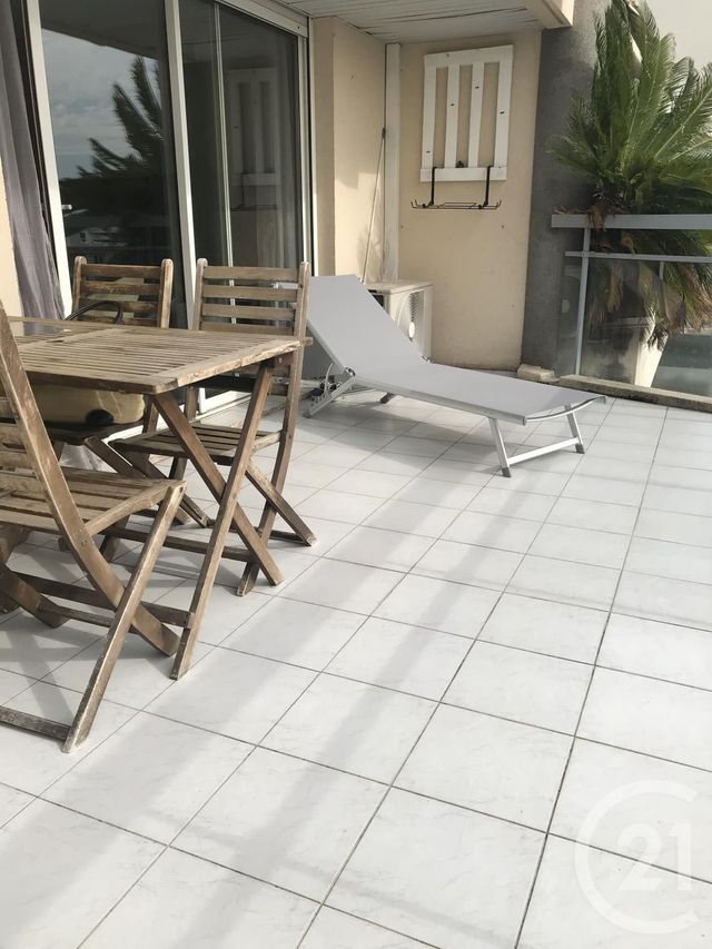Appartement à louer - 3 pièces - 81.13 m2 - LE CANNET - 06 - PROVENCE-ALPES-COTE-D-AZUR - Century 21 Mistral L'Agence