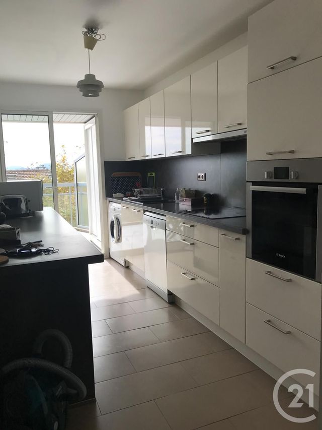 Appartement à louer - 3 pièces - 81.13 m2 - LE CANNET - 06 - PROVENCE-ALPES-COTE-D-AZUR - Century 21 Mistral L'Agence