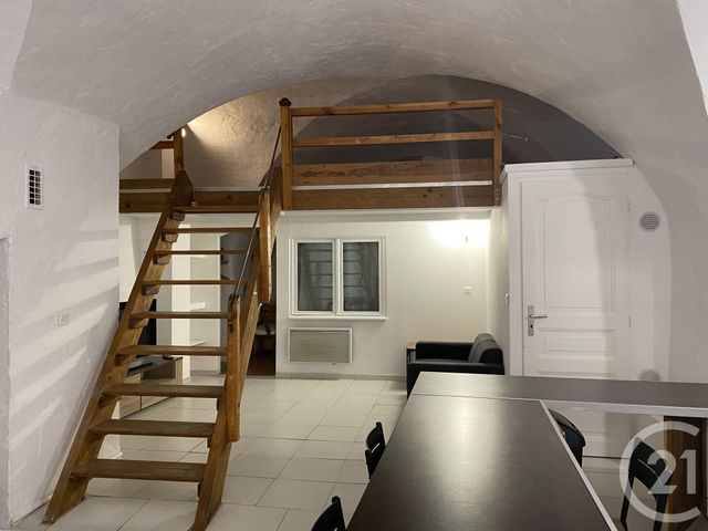 Appartement F2 à louer - 2 pièces - 53.94 m2 - LE CANNET - 06 - PROVENCE-ALPES-COTE-D-AZUR - Century 21 Mistral L'Agence