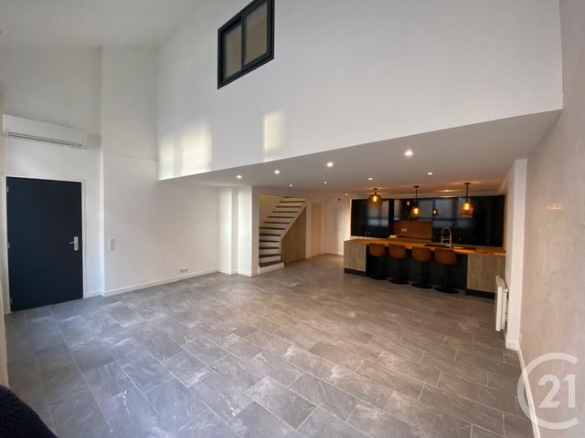 Appartement à louer - 4 pièces - 107.58 m2 - LE CANNET - 06 - PROVENCE-ALPES-COTE-D-AZUR - Century 21 Mistral L'Agence