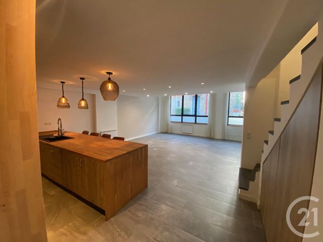 Appartement à louer - 4 pièces - 107.58 m2 - LE CANNET - 06 - PROVENCE-ALPES-COTE-D-AZUR - Century 21 Mistral L'Agence