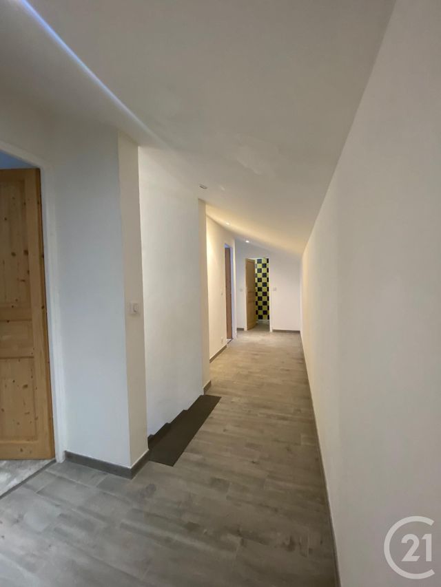 Appartement à louer - 4 pièces - 107.58 m2 - LE CANNET - 06 - PROVENCE-ALPES-COTE-D-AZUR - Century 21 Mistral L'Agence