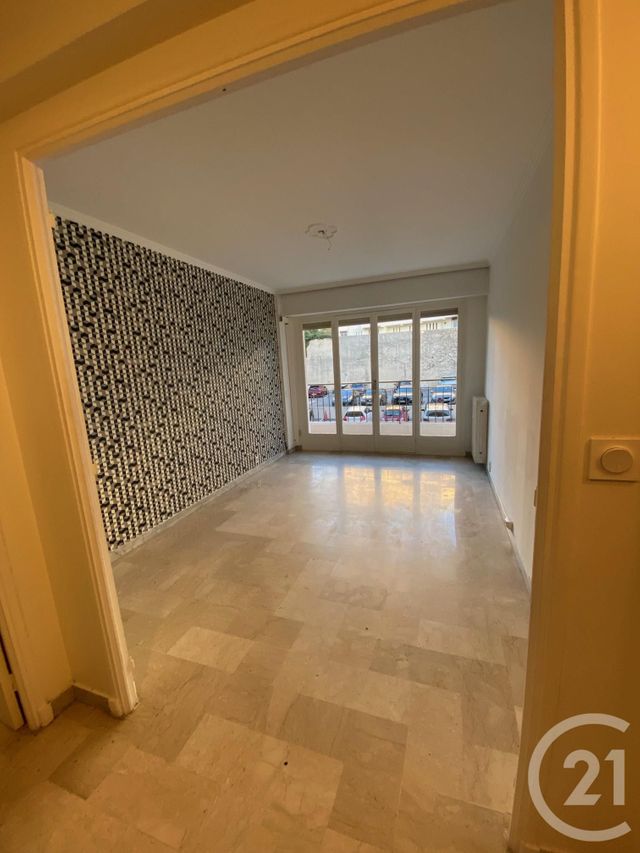 Appartement à vendre - 2 pièces - 43.0 m2 - LE CANNET - 06 - PROVENCE-ALPES-COTE-D-AZUR - Century 21 Mistral L'Agence