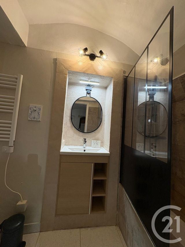Appartement à louer - 2 pièces - 43.0 m2 - LE CANNET - 06 - PROVENCE-ALPES-COTE-D-AZUR - Century 21 Mistral L'Agence