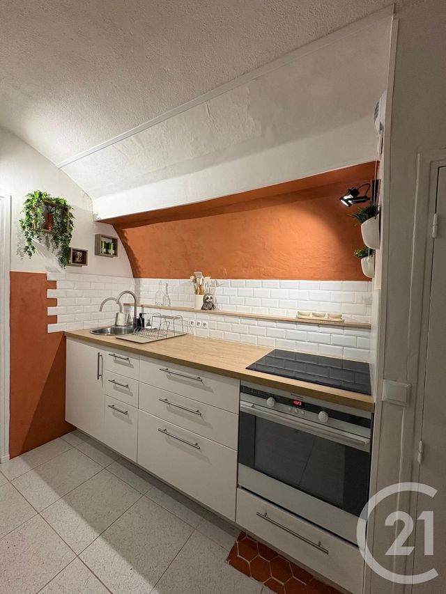 Appartement à louer - 2 pièces - 43.0 m2 - LE CANNET - 06 - PROVENCE-ALPES-COTE-D-AZUR - Century 21 Mistral L'Agence