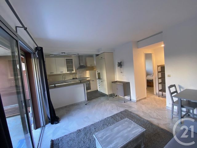 Appartement F2 à louer - 2 pièces - 36.19 m2 - LE CANNET - 06 - PROVENCE-ALPES-COTE-D-AZUR - Century 21 Mistral L'Agence