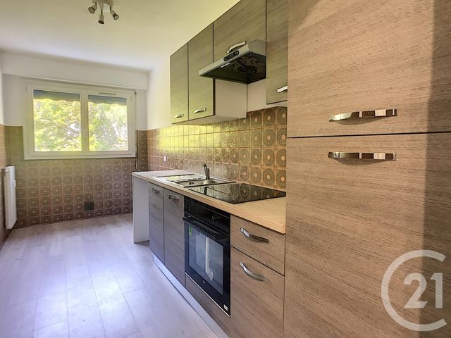 Appartement T2 à louer - 2 pièces - 47.21 m2 - LE CANNET - 06 - PROVENCE-ALPES-COTE-D-AZUR - Century 21 Mistral L'Agence