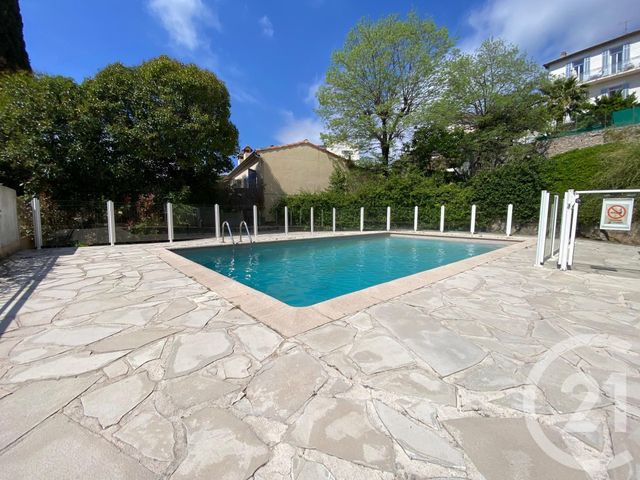 Appartement à vendre - 2 pièces - 54.2 m2 - LE CANNET - 06 - PROVENCE-ALPES-COTE-D-AZUR - Century 21 Mistral L'Agence