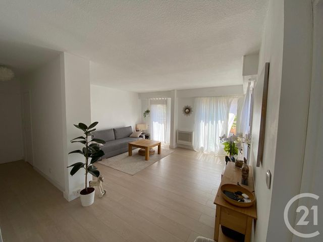Appartement à vendre - 2 pièces - 54.2 m2 - LE CANNET - 06 - PROVENCE-ALPES-COTE-D-AZUR - Century 21 Mistral L'Agence