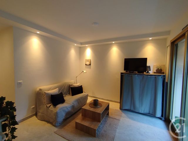 Appartement F1 à louer - 1 pièce - 20.88 m2 - LE CANNET - 06 - PROVENCE-ALPES-COTE-D-AZUR - Century 21 Mistral L'Agence
