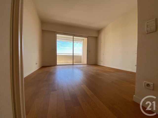 Appartement F4 à vendre - 4 pièces - 94.78 m2 - LE CANNET - 06 - PROVENCE-ALPES-COTE-D-AZUR - Century 21 Mistral L'Agence
