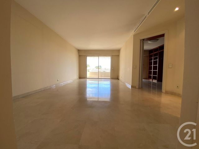 Appartement F4 à vendre - 4 pièces - 94.78 m2 - LE CANNET - 06 - PROVENCE-ALPES-COTE-D-AZUR - Century 21 Mistral L'Agence