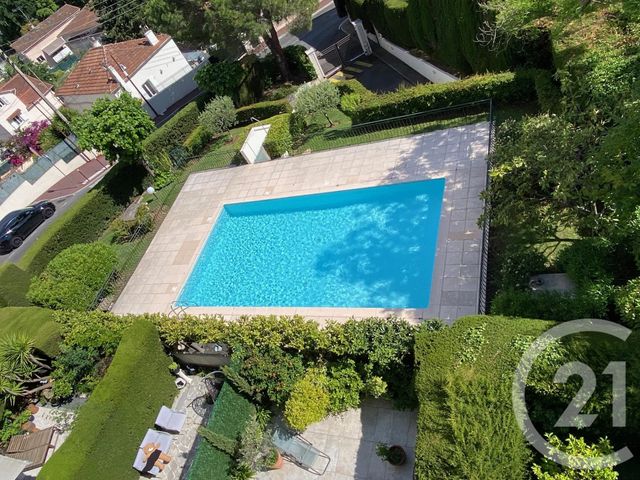 Appartement F4 à vendre - 4 pièces - 94.78 m2 - LE CANNET - 06 - PROVENCE-ALPES-COTE-D-AZUR - Century 21 Mistral L'Agence