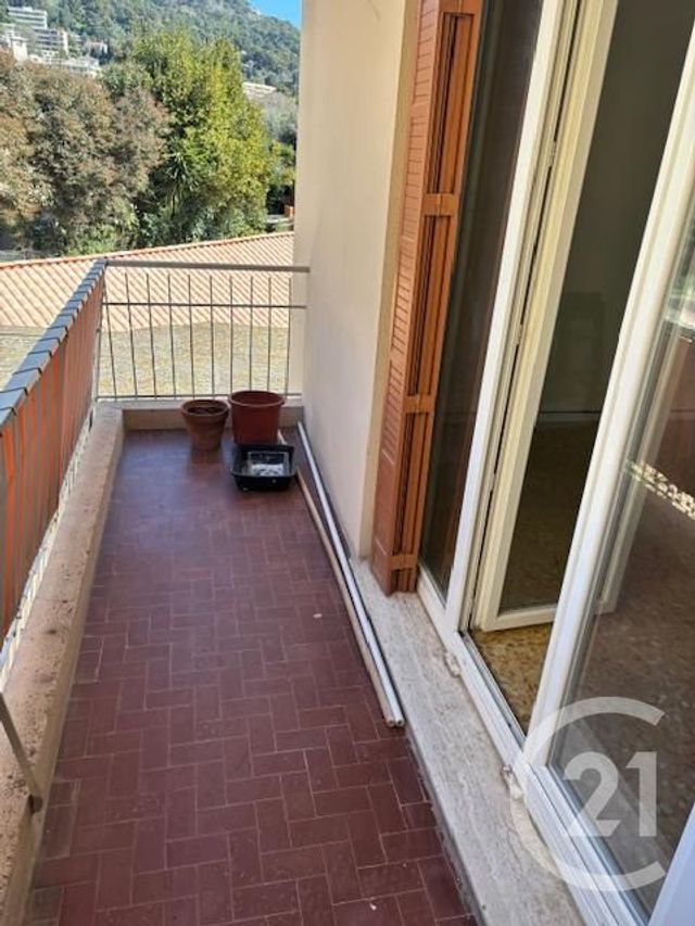 Appartement F1 à louer - 1 pièce - 28.89 m2 - LE CANNET - 06 - PROVENCE-ALPES-COTE-D-AZUR - Century 21 Mistral L'Agence