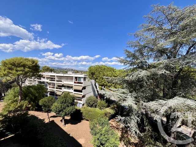 Appartement Studio à vendre - 1 pièce - 16.0 m2 - LE CANNET - 06 - PROVENCE-ALPES-COTE-D-AZUR - Century 21 Mistral L'Agence
