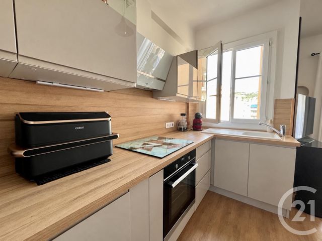 Appartement T2 à vendre - 2 pièces - 50.17 m2 - LE CANNET - 06 - PROVENCE-ALPES-COTE-D-AZUR - Century 21 Mistral L'Agence
