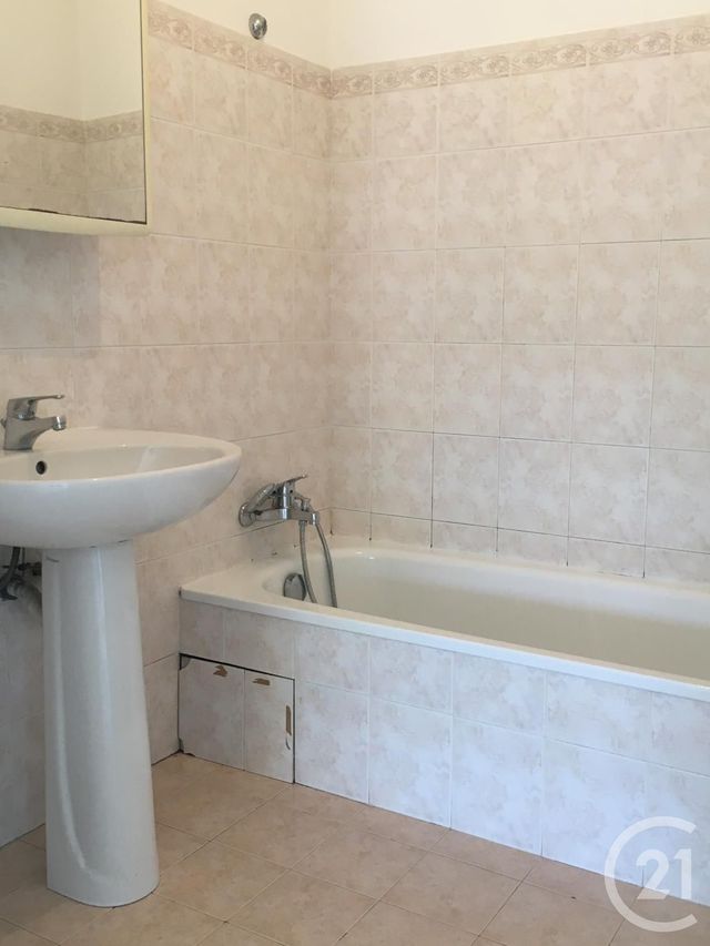 Appartement à vendre - 2 pièces - 46.41 m2 - LE CANNET - 06 - PROVENCE-ALPES-COTE-D-AZUR - Century 21 Mistral L'Agence